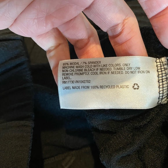 •Isabel Maternity Joggers• - Picture 4 of 5